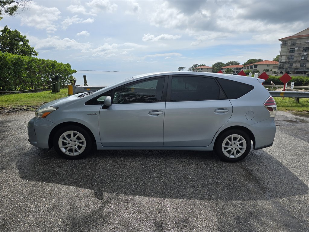 2015 Toyota Prius v