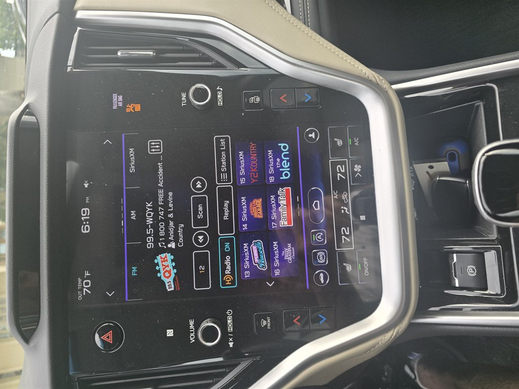 2021 Subaru Outback Limited - Photo 19