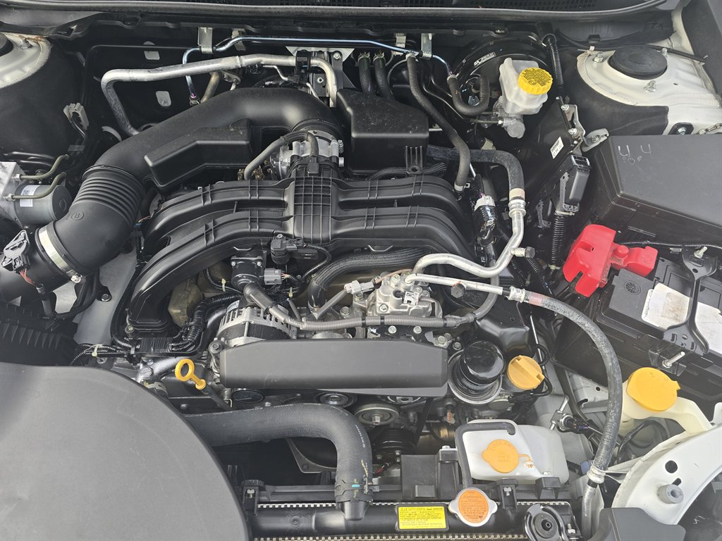 2021 Subaru Outback Limited - Photo 10