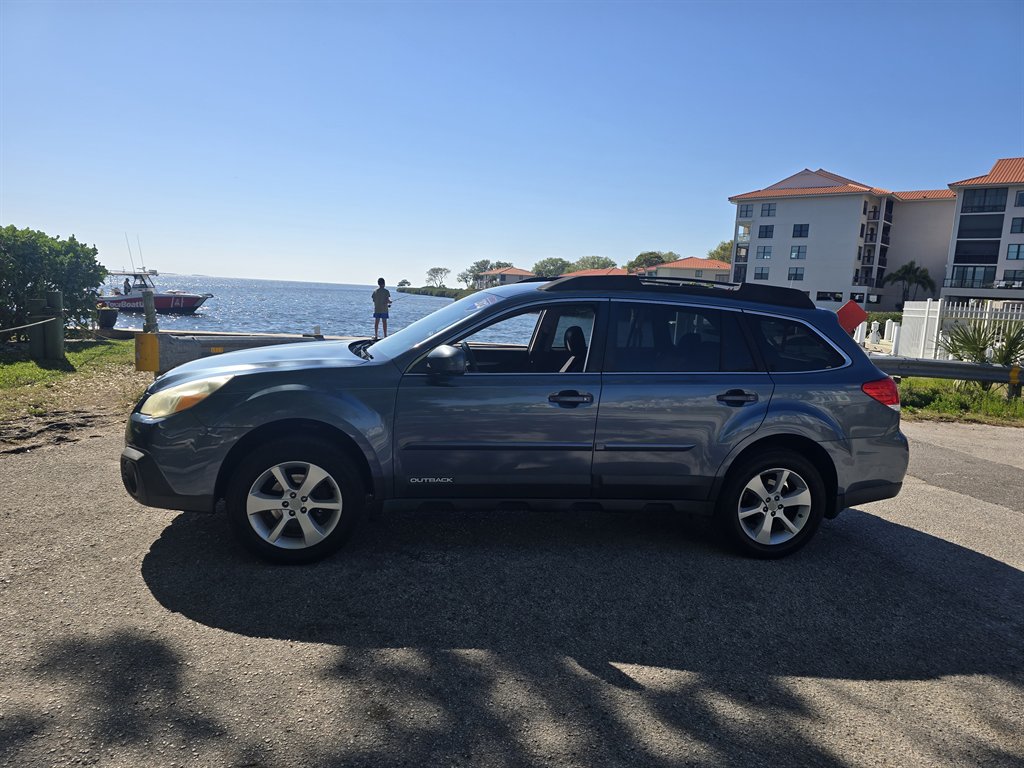 2013 Subaru Outback Premium