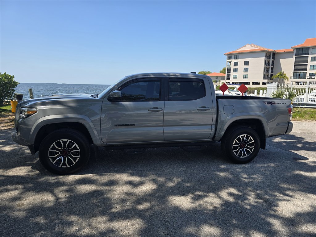 2020 Toyota Tacoma TRD Sport